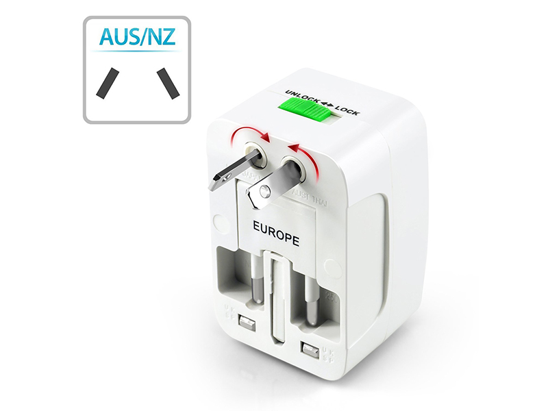 universal travel adapter