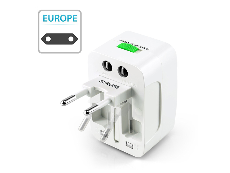 universal travel adapter