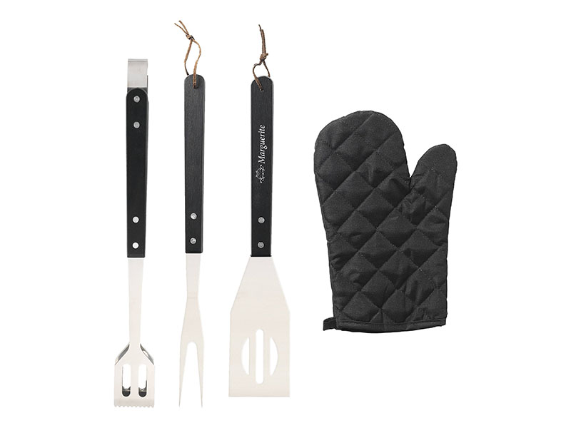 BEAR BBQ APRON WITH TOOLS