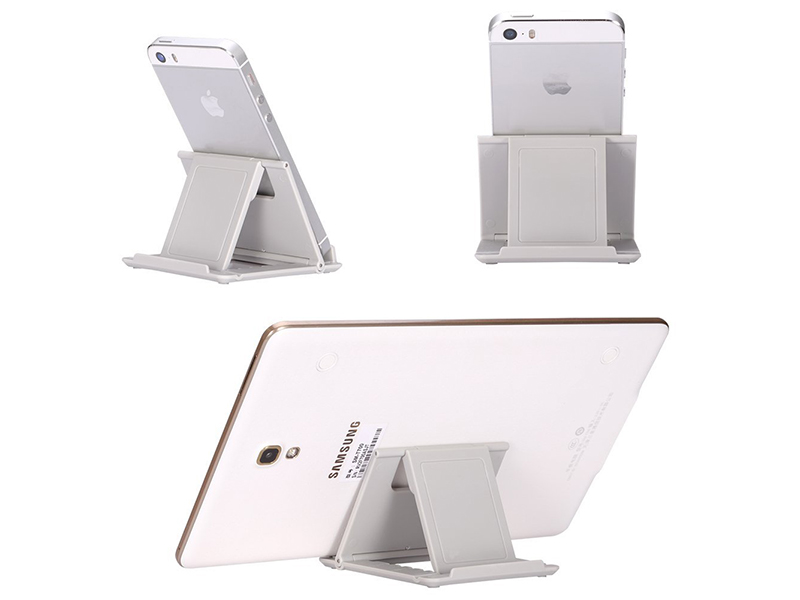 Multi-angle desktop phone holder